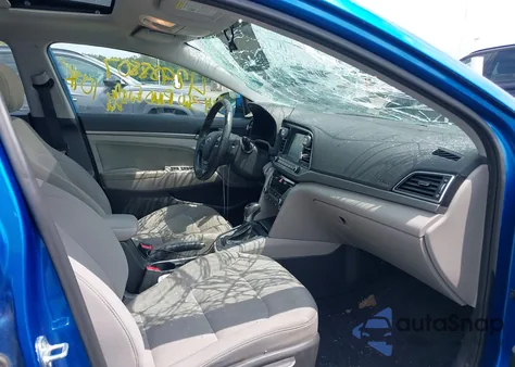 2018 Hyundai Elantra Value Edition из США, поврежденный, VIN 5NPD84LF0JH381015